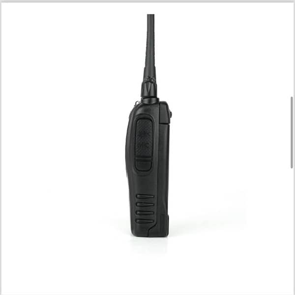 Walkie Talkie (NEW) with box and charger 2