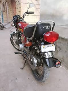 United 125cc bike