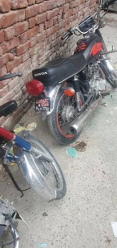 Honda bike 125cc 2014 model