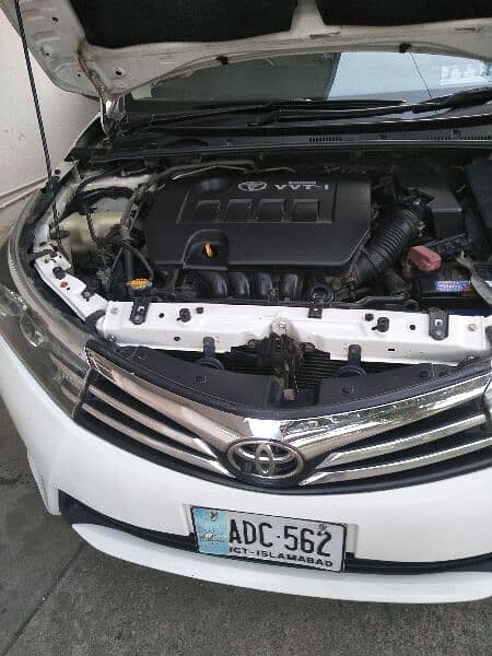 Toyota Altis Grande 2017 4