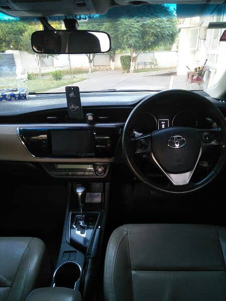 Toyota Altis Grande 2017 8