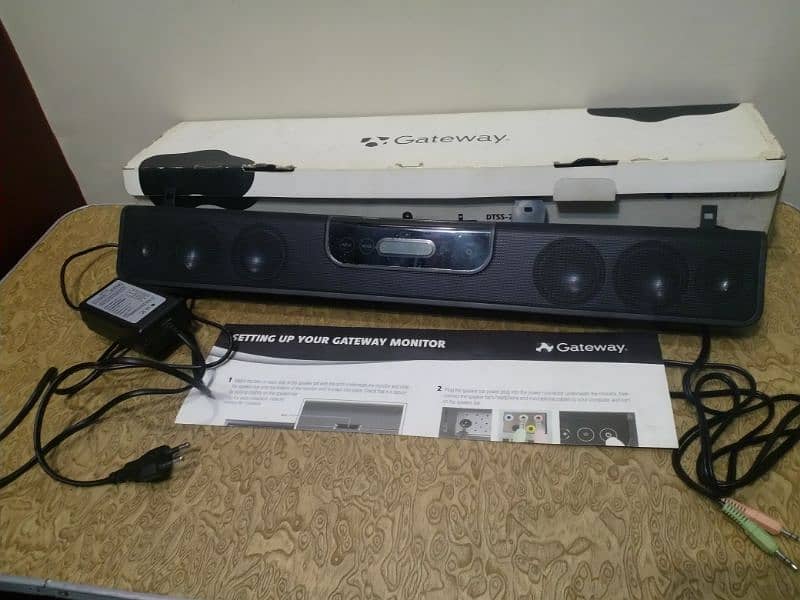 Gateway Mini Soundbar Aux only 0