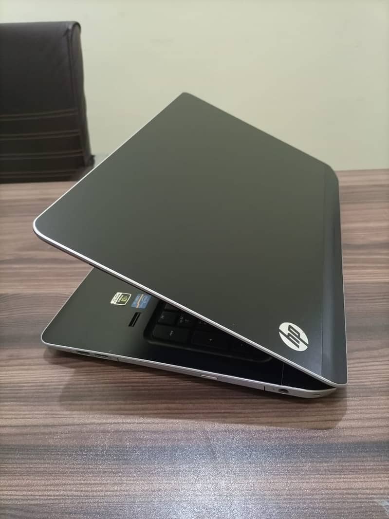 Hp Envy DV7 Core i7QM 3rd Gen 8GB Ram 500GB HDD 2