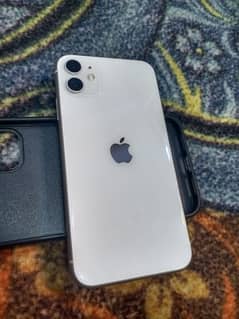 iphone11 128gb 65000