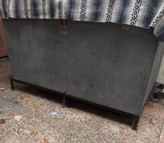 iron trunk with stand