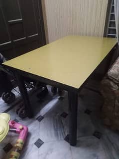 solid wooden table 0