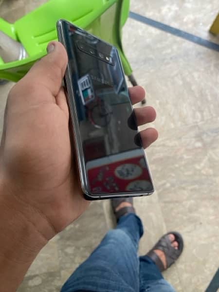 Samsung galaxy S10 plus Official pta proved condition 10/10 7