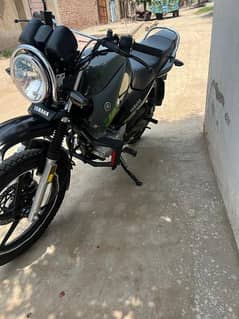 Yamaha 125YBR G