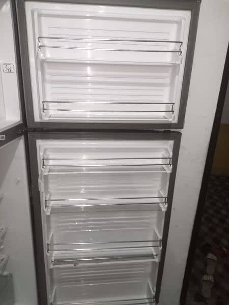 Dawlance fridge in Excellent condition for Urgent Sale 5