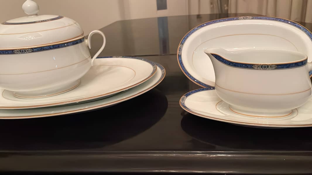 Noritake Philippines Blue 98 pieces luxury dinner set 6