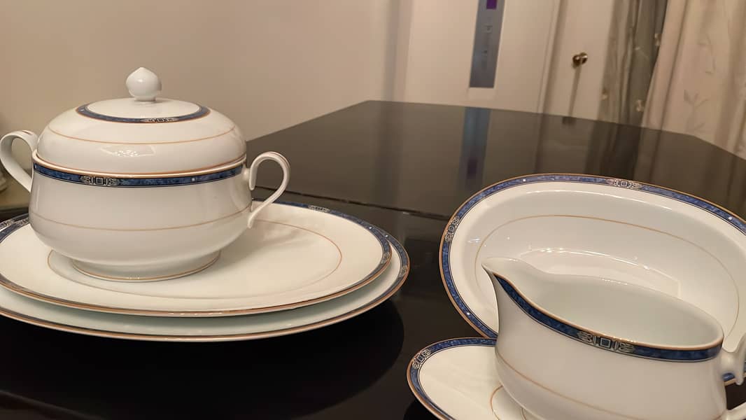 Noritake Philippines Blue 98 pieces luxury dinner set 7