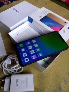 smart phone vivo y85 complete Box