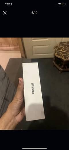 iPhone XR with box 128 gb non pta