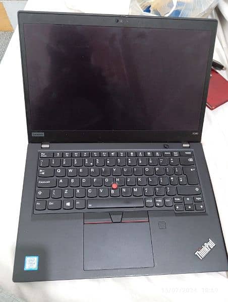 Laptop ThinkPad x390 Touch. 2
