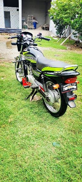 Honda deluxe 125 good condition 105 serial 0