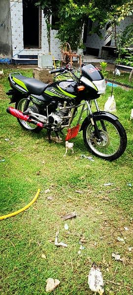 Honda deluxe 125 good condition 105 serial 3