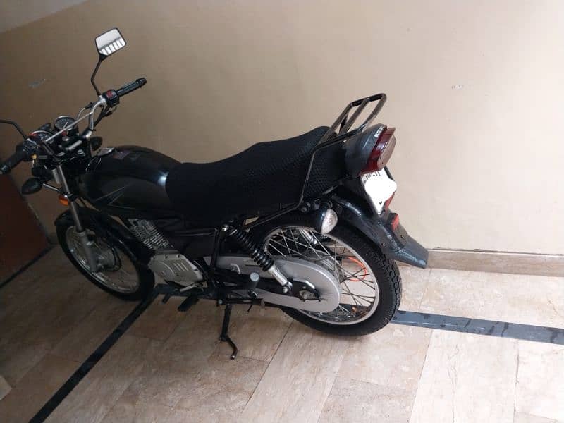 Suzuki GS 150 bike for Sale 3