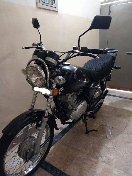 Suzuki GS 150 bike for Sale 6