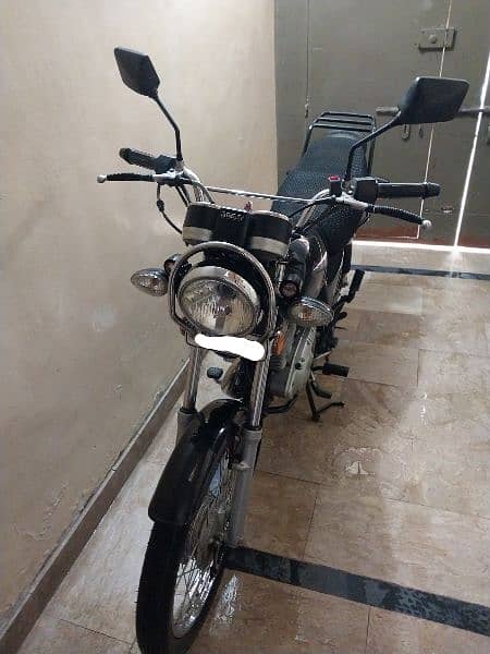 Suzuki GS 150 bike for Sale 7