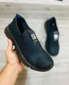 Men's casual shoes