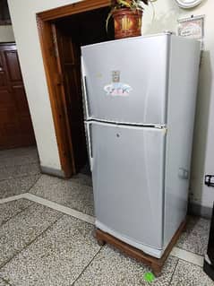 dawlance fridge