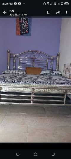 beautiful iron bed 0