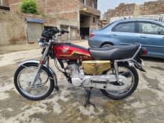 Honda CG125S Gold Edition