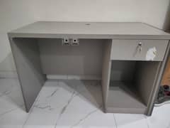 Office Table in Excellent condition for sale at very reasonable price