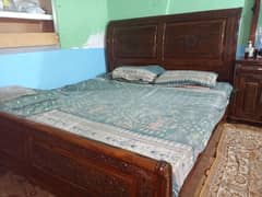 King Size Bed Set in excellent condition