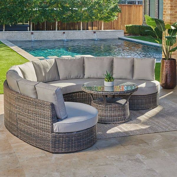 Outdoor patio Rattan sofa set. . . 8