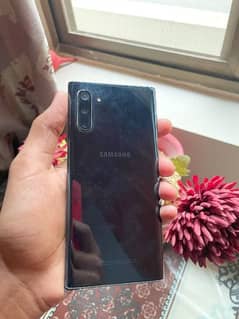 Samsung Galaxy Note 10 5G    2. dots  12/256GB