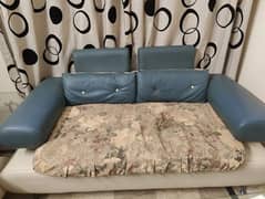 leather sofa 5 seaters with tables