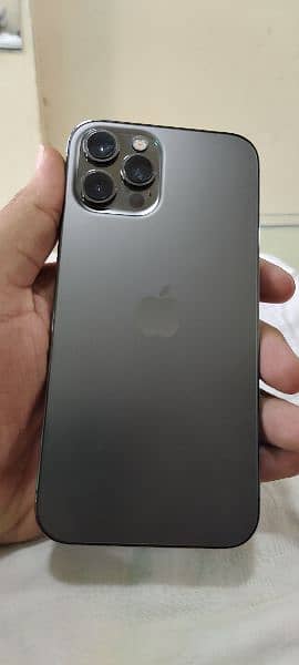 iPhone 12 pro max 4