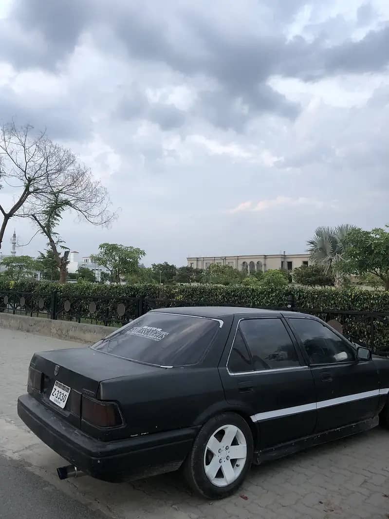 Honda Accord 1988 4