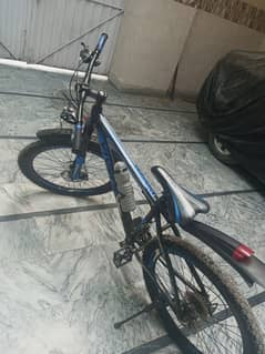 cycle almost new hai 2 month use hoi ha new Tyer installed