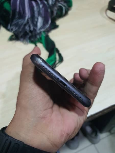 Iphone 11 Black Colour Jv 6