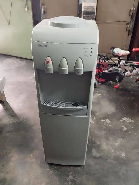 Orient Water Dispenser 3