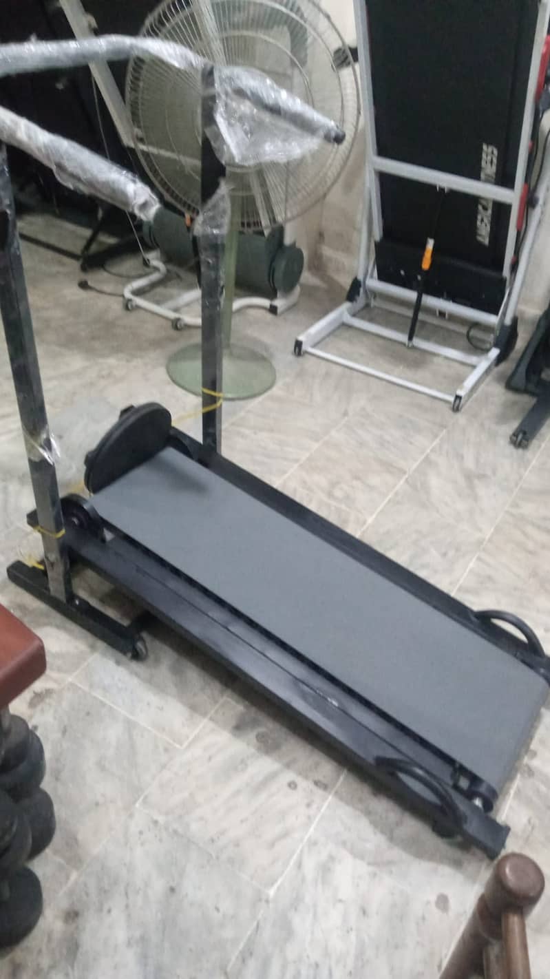 Manual treadmills available 1