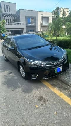 Toyota Corolla Altis grandi 1.8 full option 2015