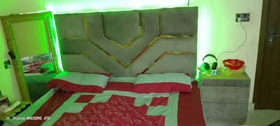 New design Velvel king size bed with dim. lights and mattress