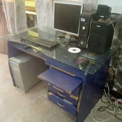 computer table with Glass top