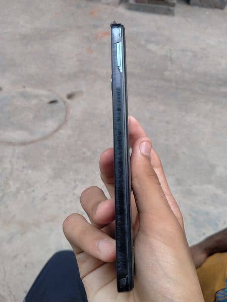 infinix Hot 40i 1