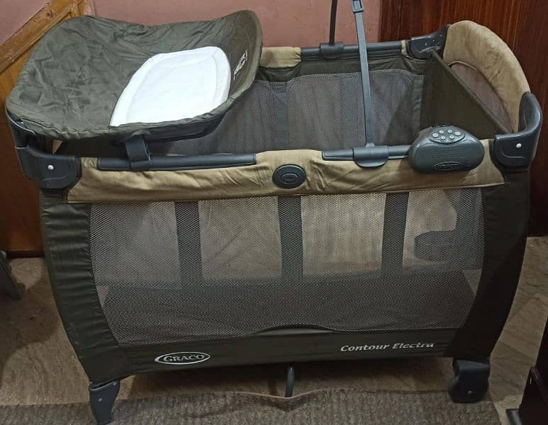 Graco baby cot/ kids cot / Baby bed for sale 5