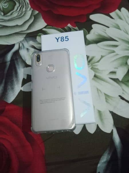 vivo y85 original with box and charger 0