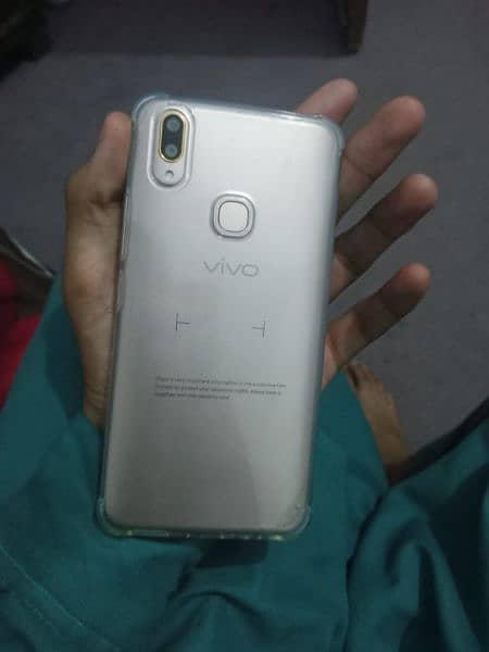 vivo y85 original with box and charger 2