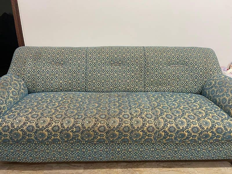 5 seater sofa bnarsi posish stainless steel foots condition 10/10 1