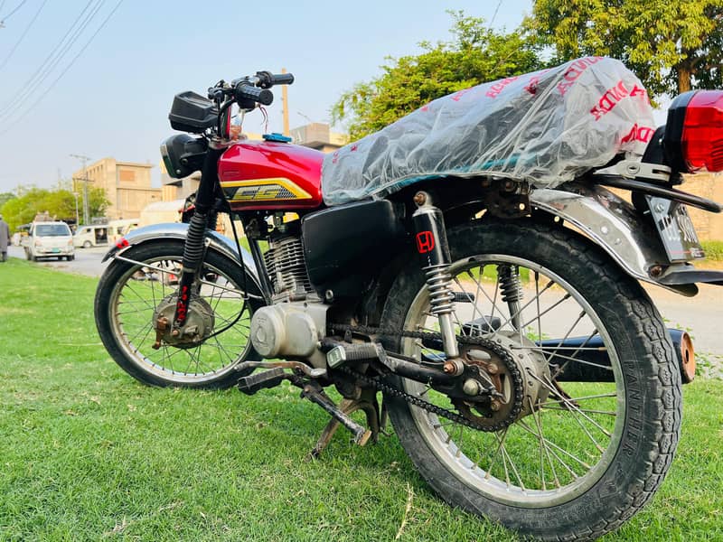 Honda 125 Model 16 A for sale or exchange with good bikes 2