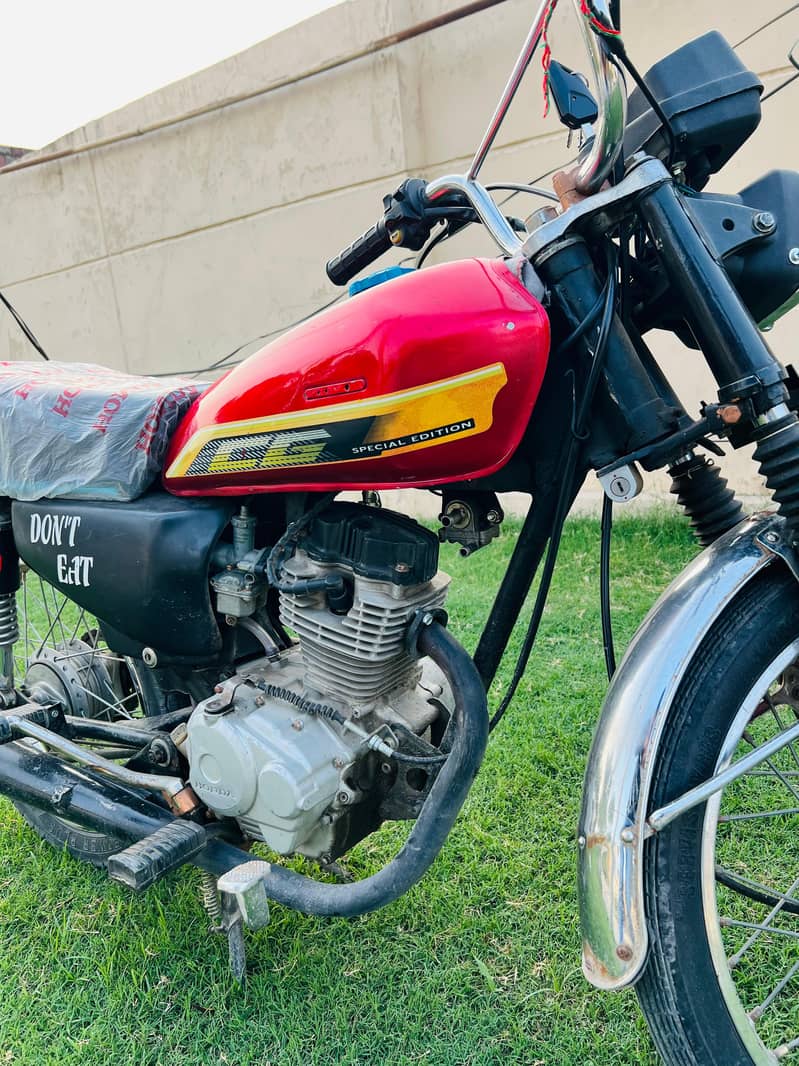 Honda 125 Model 16 A for sale or exchange with good bikes 8