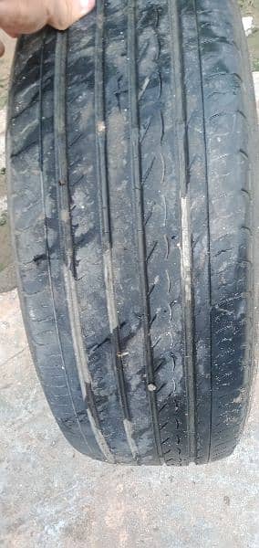 15 no tyre Available for sale Yokohama company 4