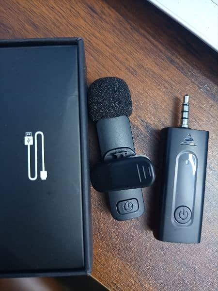 K35 Wireless Mic - 1 time used only 2